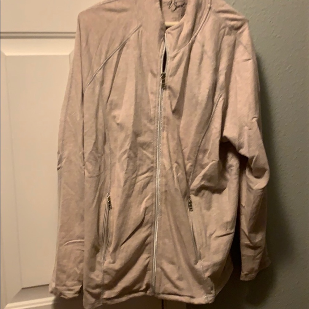Jacket - Picture 2 of 4